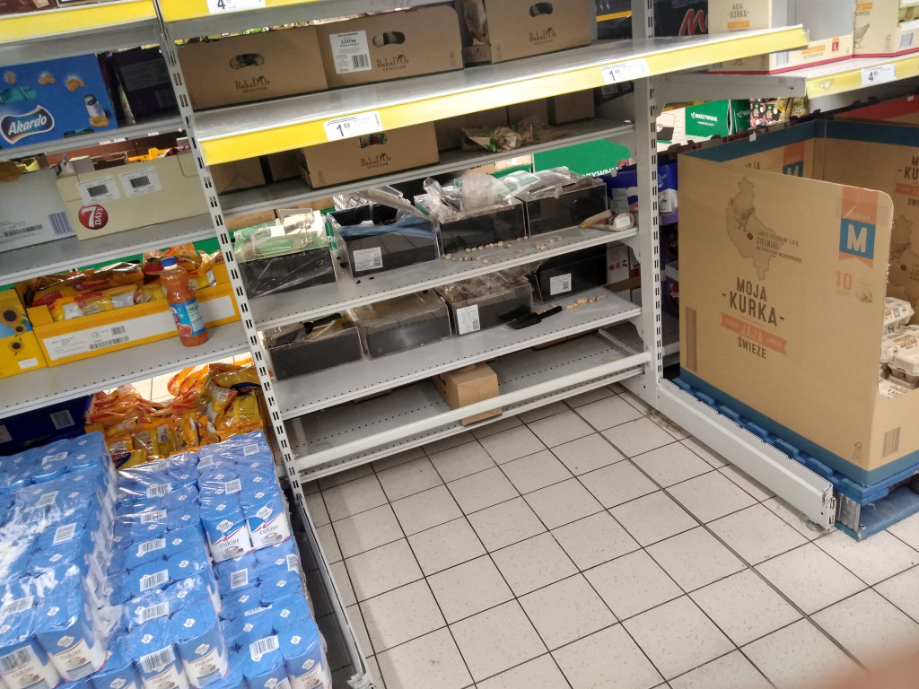 Koronawirus - szał zakupowy i panika w brzeskich sklepach, marketach i aptekach