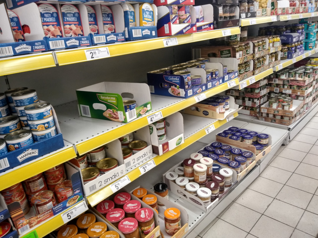 Koronawirus - szał zakupowy i panika w brzeskich sklepach, marketach i aptekach