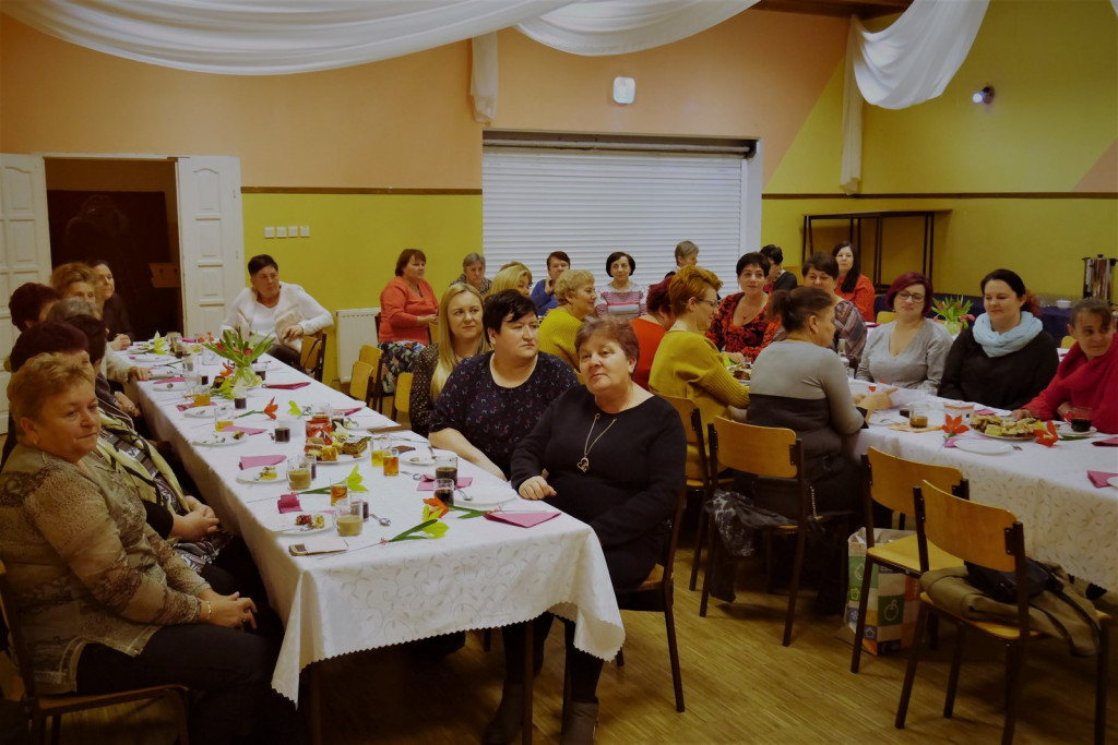 Wyjątkowy Dzień Kobiet w Dobrzyniu [zdjęcia]