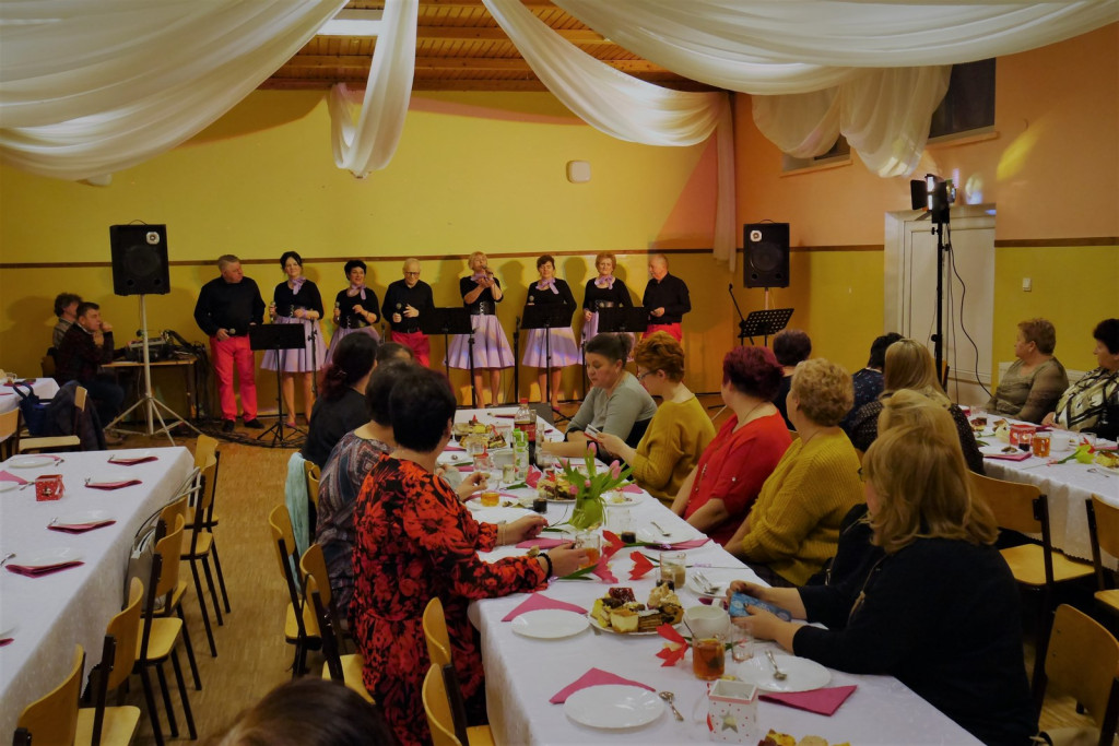 Wyjątkowy Dzień Kobiet w Dobrzyniu [zdjęcia]