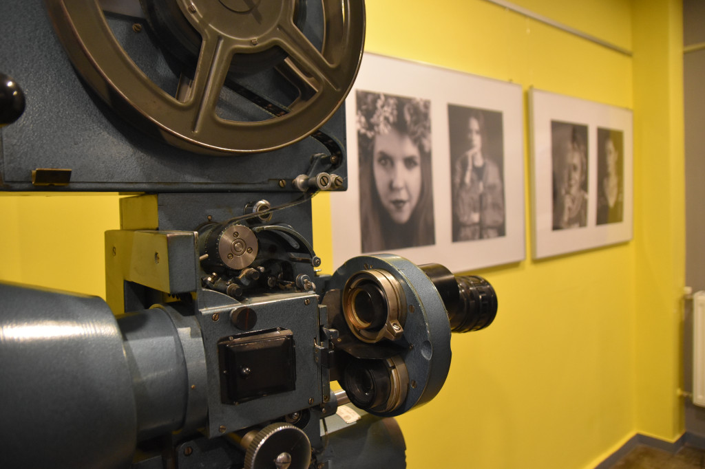 Czarne Portrety - wystawa fotografii Damiana Wolaka w OkiR Grodków