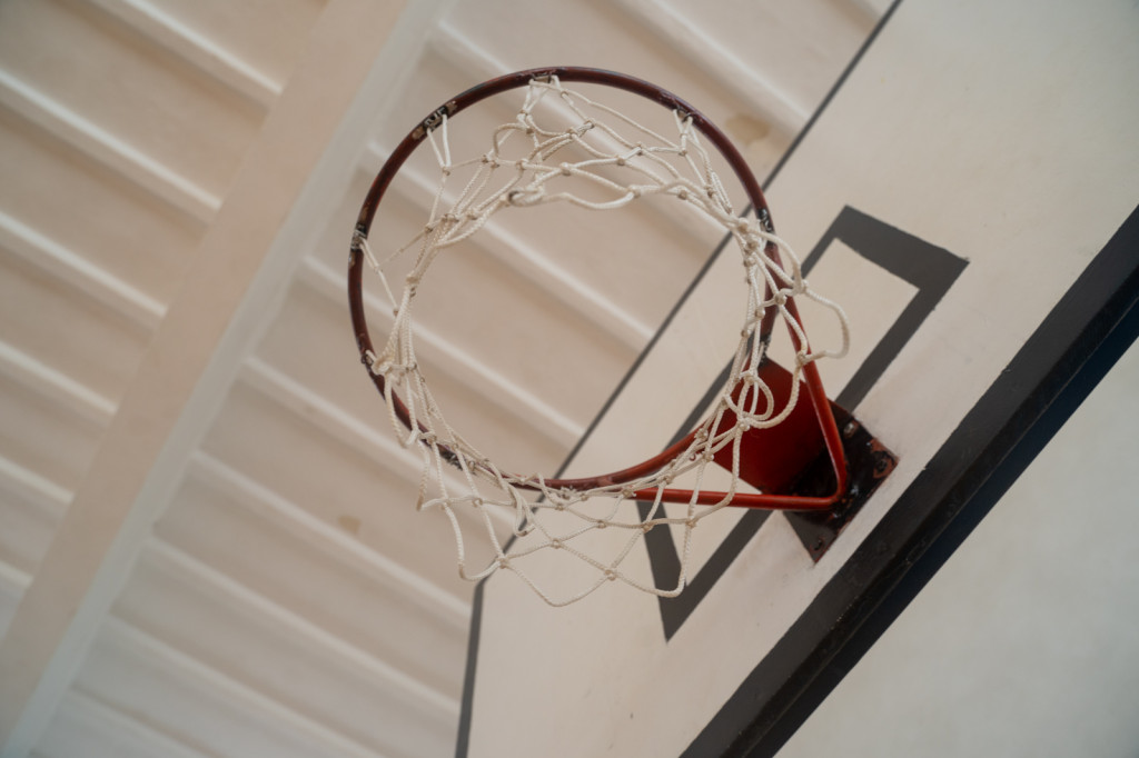 Starostwo szykuje się do remontu sali gimnastycznej w grodkowskiej szkole