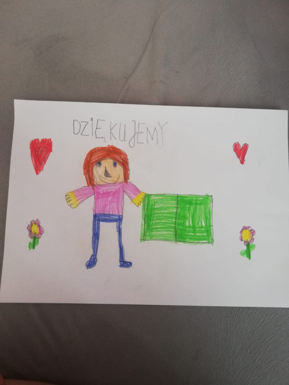 Dzieci z PP1 w Lewinie Brzeskim dziękują bibliotekarzom za ich pracę!