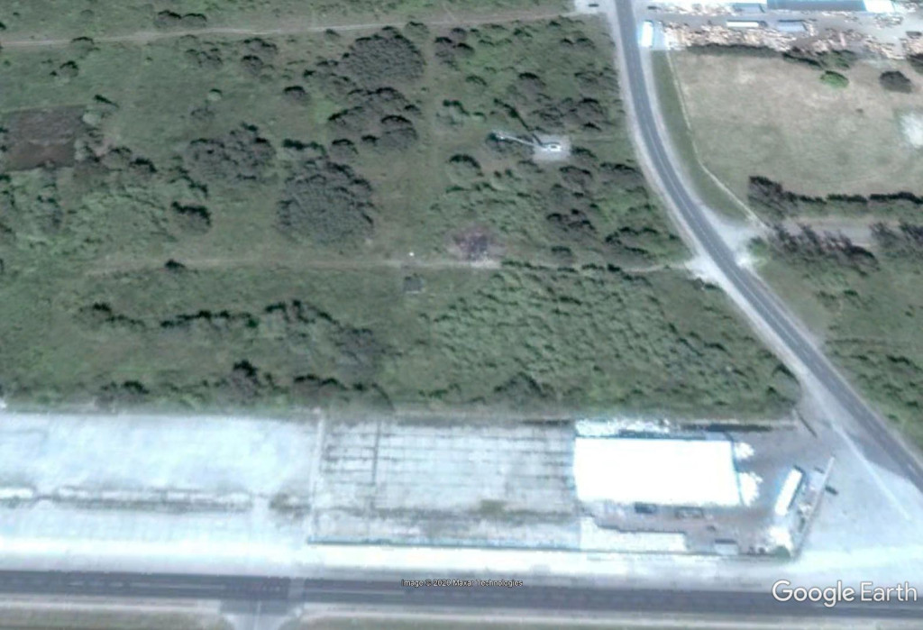 Zdjęcia satelitarne pokazują jak zmieniało się składowisko odpadów w Skarbimierzu-Osiedle