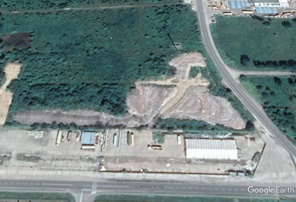 Zdjęcia satelitarne pokazują jak zmieniało się składowisko odpadów w Skarbimierzu-Osiedle