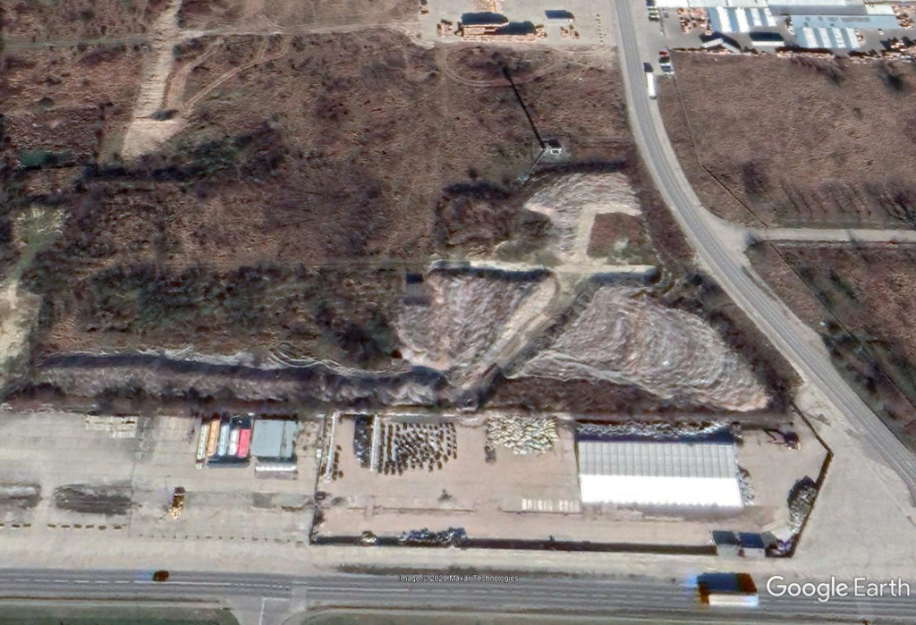 Zdjęcia satelitarne pokazują jak zmieniało się składowisko odpadów w Skarbimierzu-Osiedle