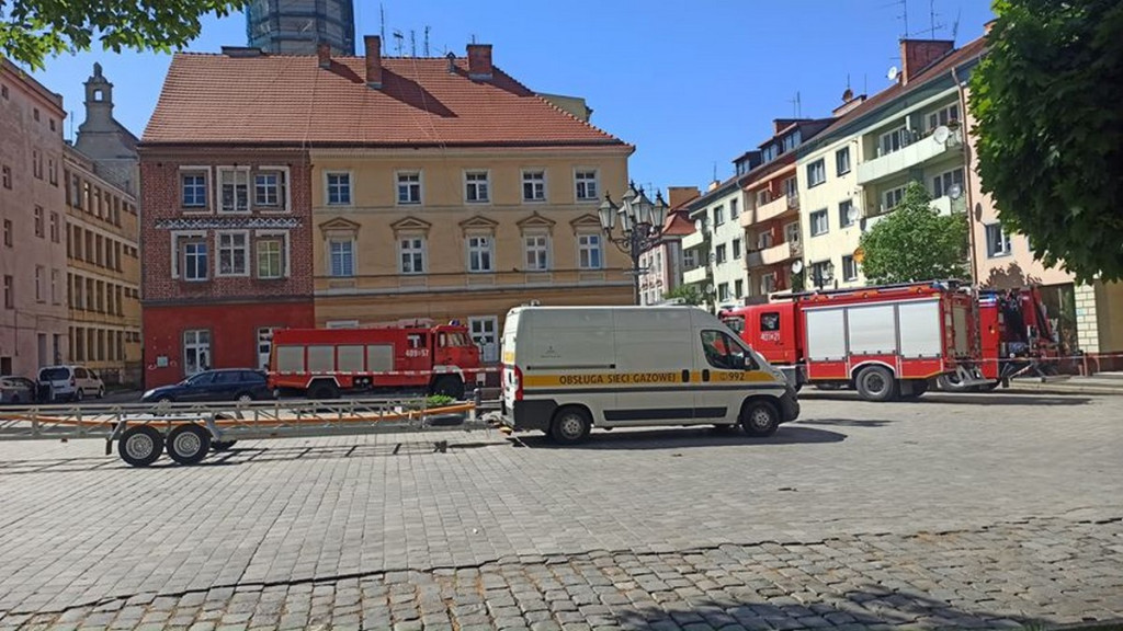 Brzeg: Ponowny wyciek gazu w Rynku. Ewakuowano 15 osób.