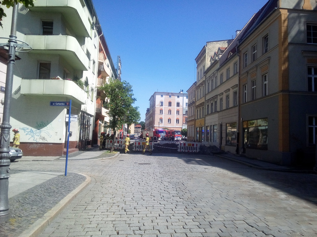 Brzeg: Ponowny wyciek gazu w Rynku. Ewakuowano 15 osób.