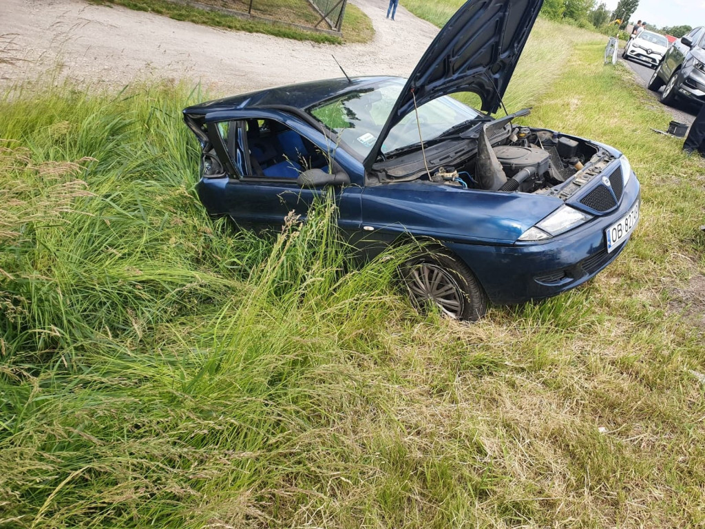 Zderzenie busa z osobówką na obwodnicy Brzegu