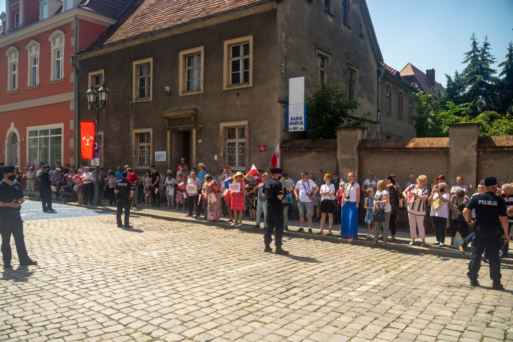 Prezydent Andrzej Duda w Brzegu: mówił o pięknych dziejach miasta, Wydarzeniach Brzeskich z 1966 roku oraz o LGBT [fotorelacja]
