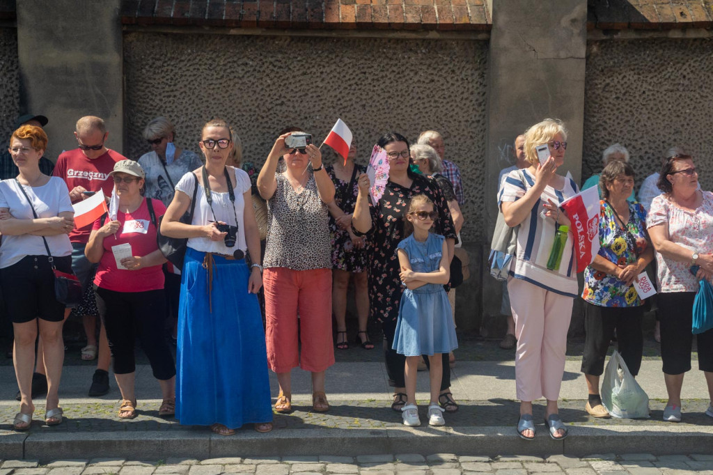 Prezydent Andrzej Duda w Brzegu: mówił o pięknych dziejach miasta, Wydarzeniach Brzeskich z 1966 roku oraz o LGBT [fotorelacja]