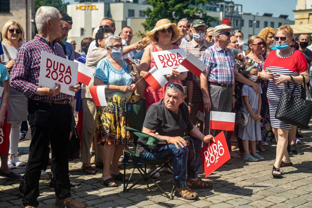 Prezydent Andrzej Duda w Brzegu: mówił o pięknych dziejach miasta, Wydarzeniach Brzeskich z 1966 roku oraz o LGBT [fotorelacja]