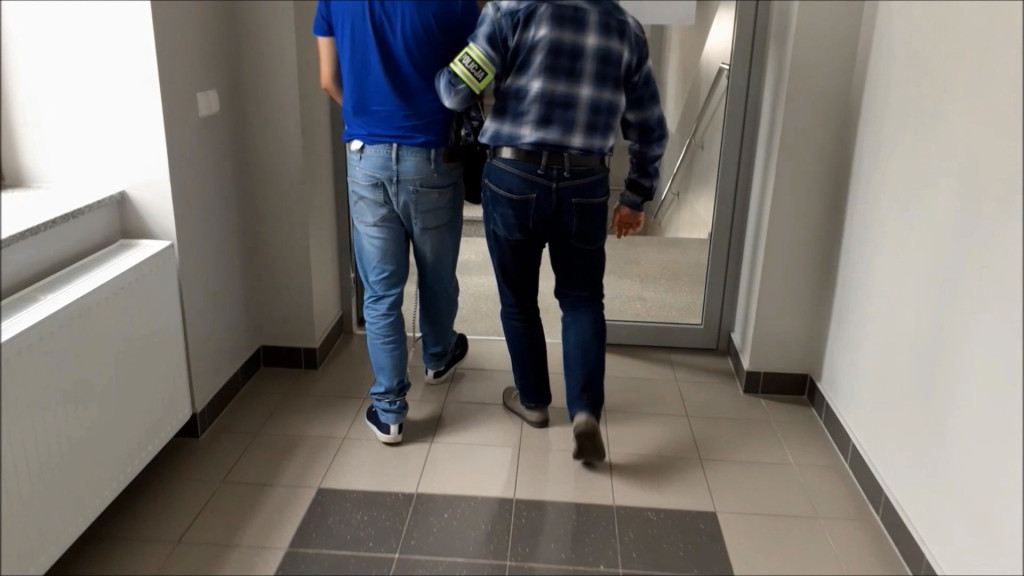 37-latek z Brzegu posiadał prawie 8 kg amfetaminy i 600 tabletek ecstasy