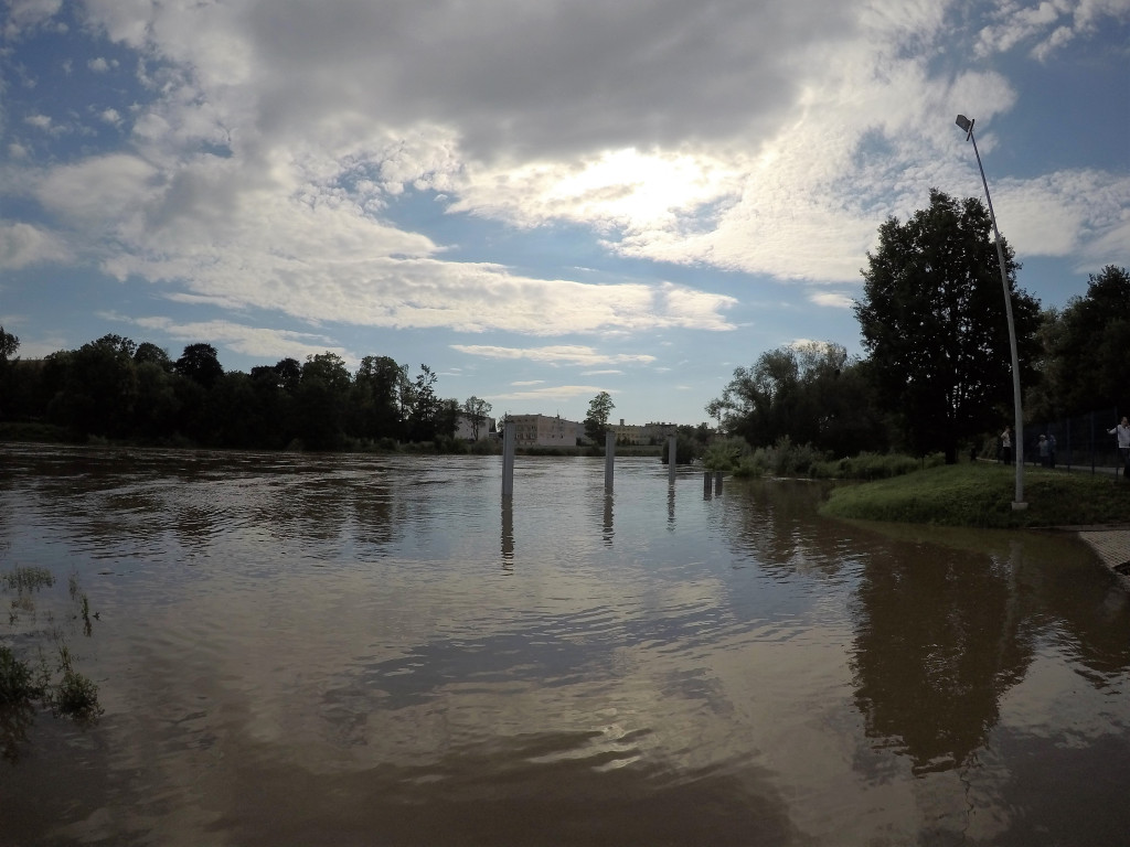 Wielka woda 2020. Czy powtórzy się dramatyczny scenariusz z 1997 i 2010 roku? (film + zdjęcia)