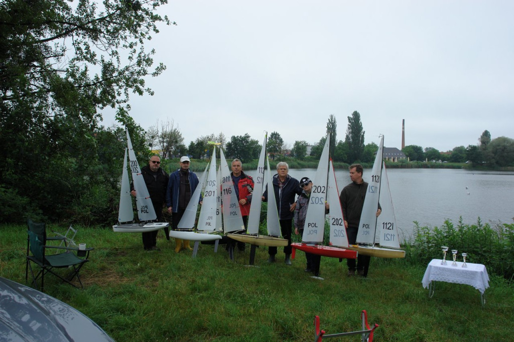 Regaty jachtów sterowane radiem w Brzegu
