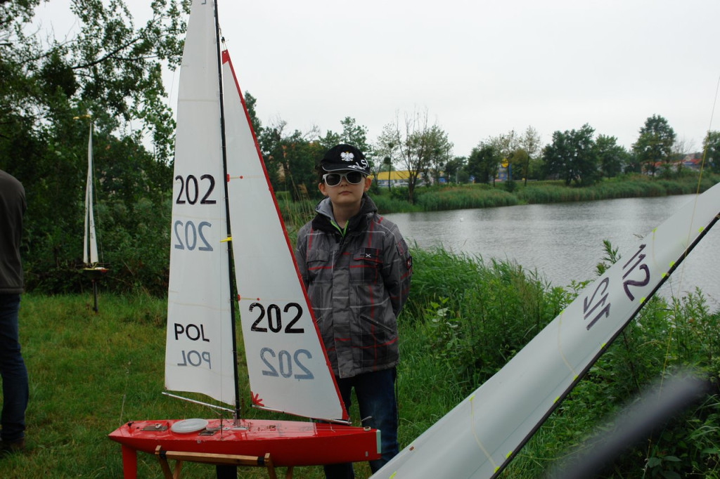 Regaty jachtów sterowane radiem w Brzegu