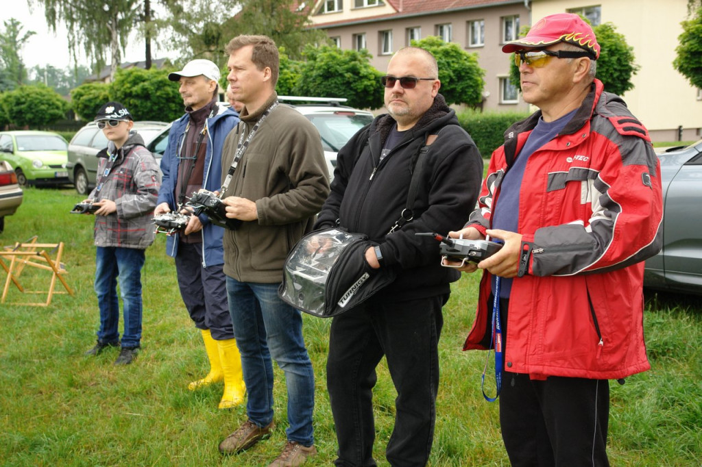 Regaty jachtów sterowane radiem w Brzegu