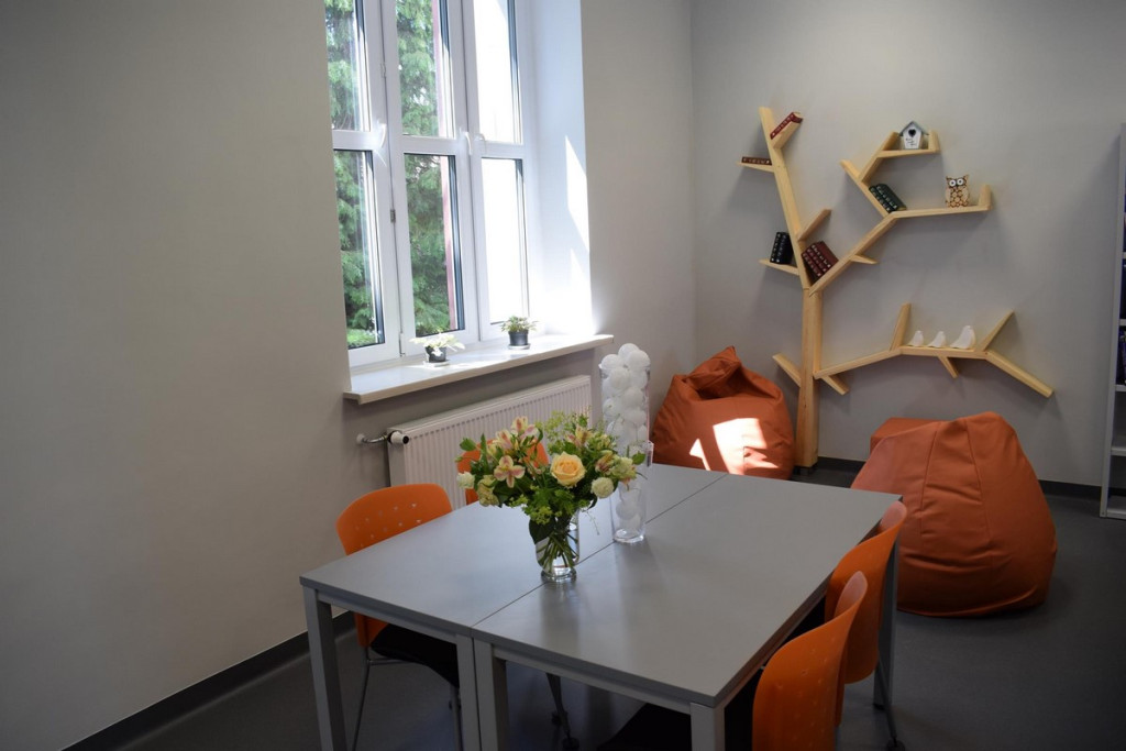 Filia GBP Skarbimierz w Żłobiźnie otwarta po remoncie