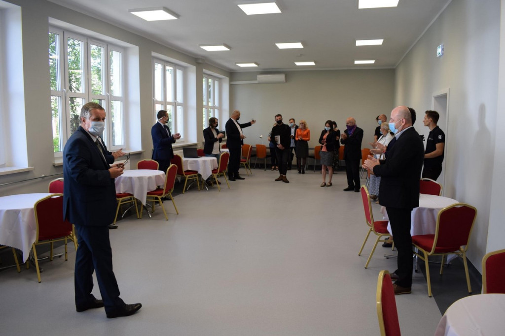 Filia GBP Skarbimierz w Żłobiźnie otwarta po remoncie