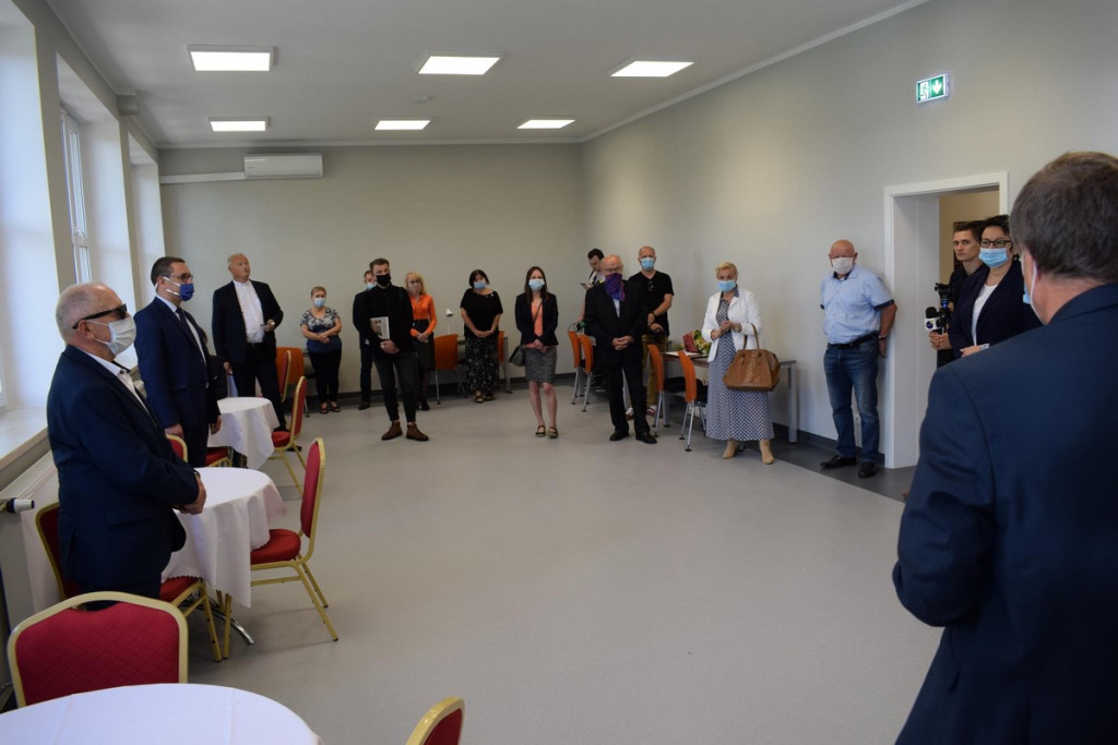 Filia GBP Skarbimierz w Żłobiźnie otwarta po remoncie