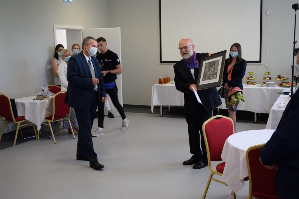 Filia GBP Skarbimierz w Żłobiźnie otwarta po remoncie