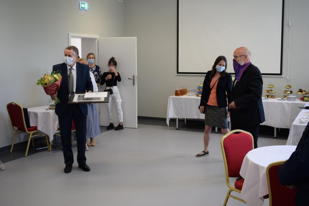 Filia GBP Skarbimierz w Żłobiźnie otwarta po remoncie