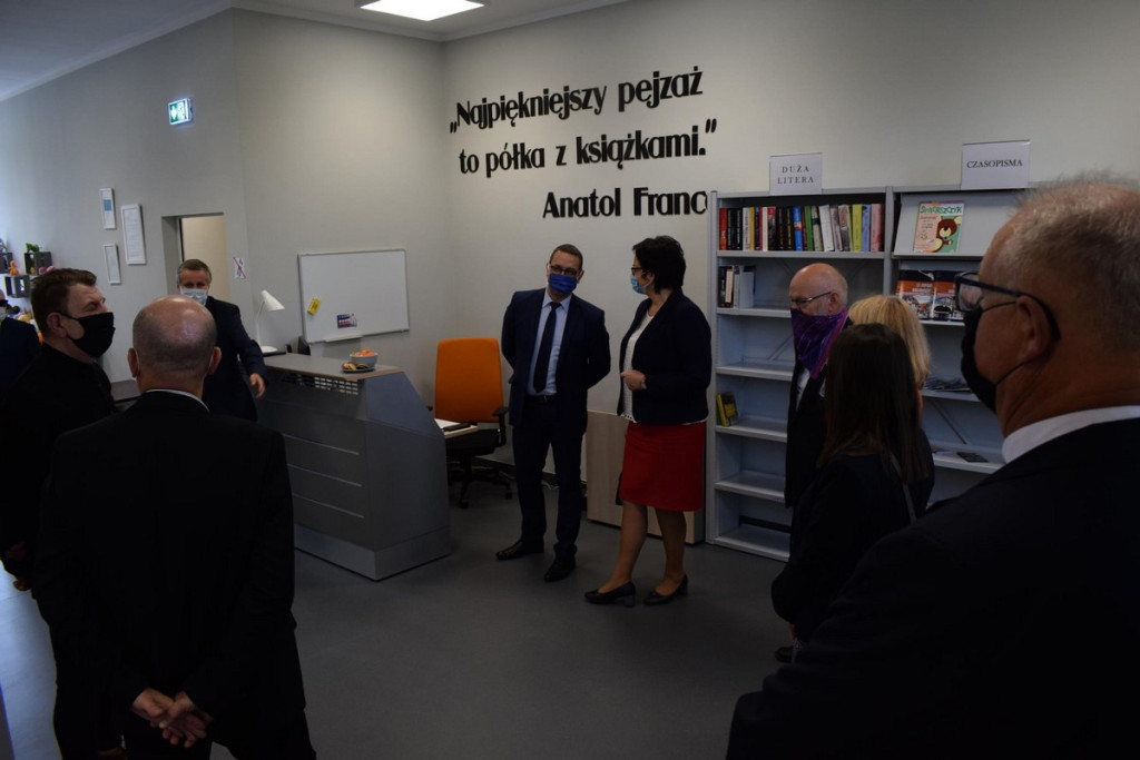 Filia GBP Skarbimierz w Żłobiźnie otwarta po remoncie