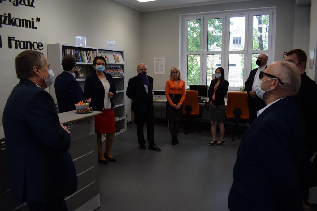 Filia GBP Skarbimierz w Żłobiźnie otwarta po remoncie