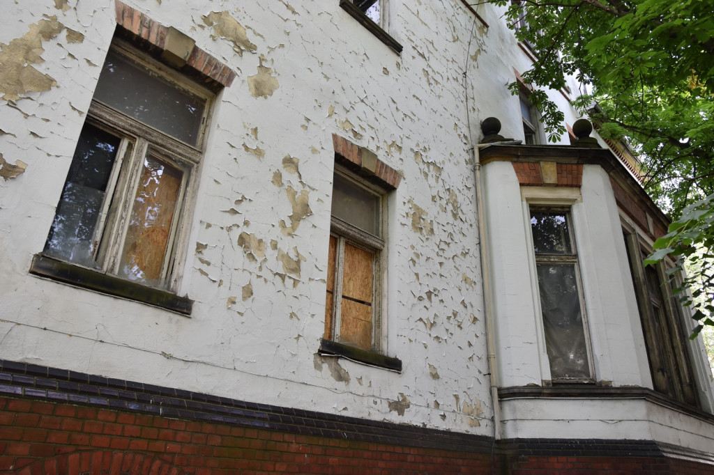 Gmina Brzeg chce sprzedać zabytkowy pałacyk przy ul. Jana Pawła II