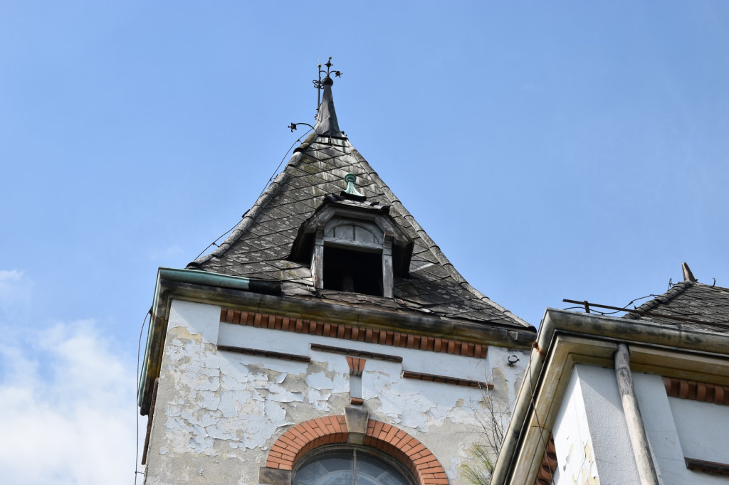 Gmina Brzeg chce sprzedać zabytkowy pałacyk przy ul. Jana Pawła II