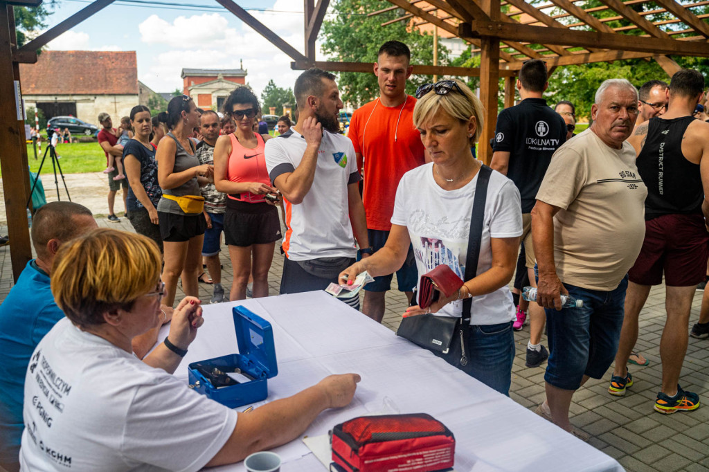 Kolejny bieg charytatywny. W Kopicach pobiegli dla Michała