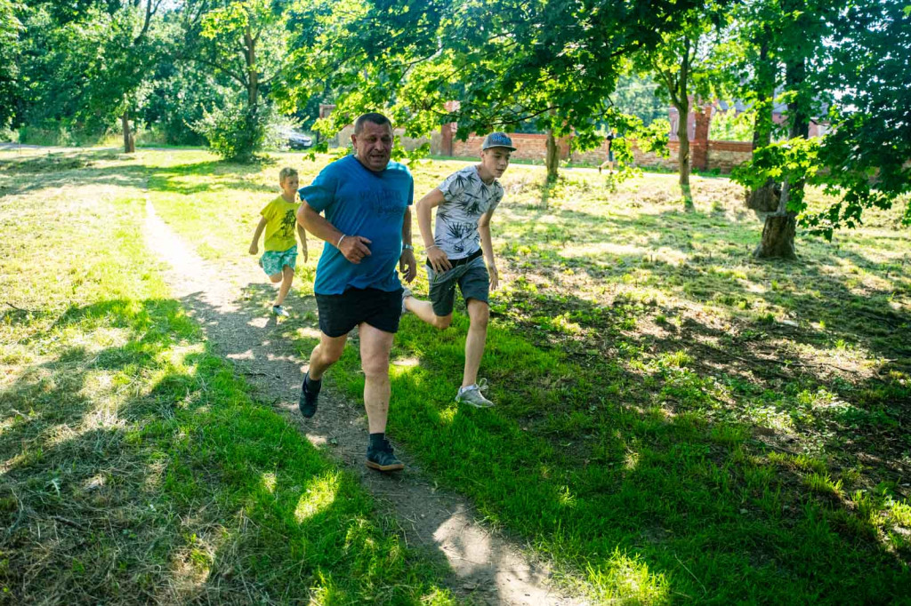 Kolejny bieg charytatywny. W Kopicach pobiegli dla Michała