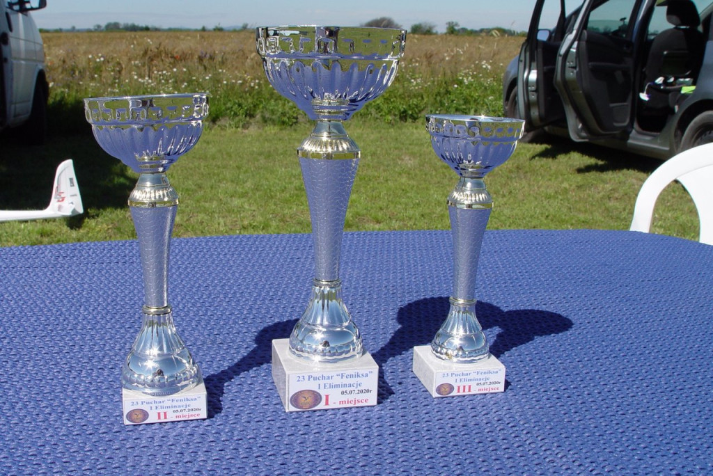 Zawody zdalnie sterowanych motoszybowców [fotogaleria]