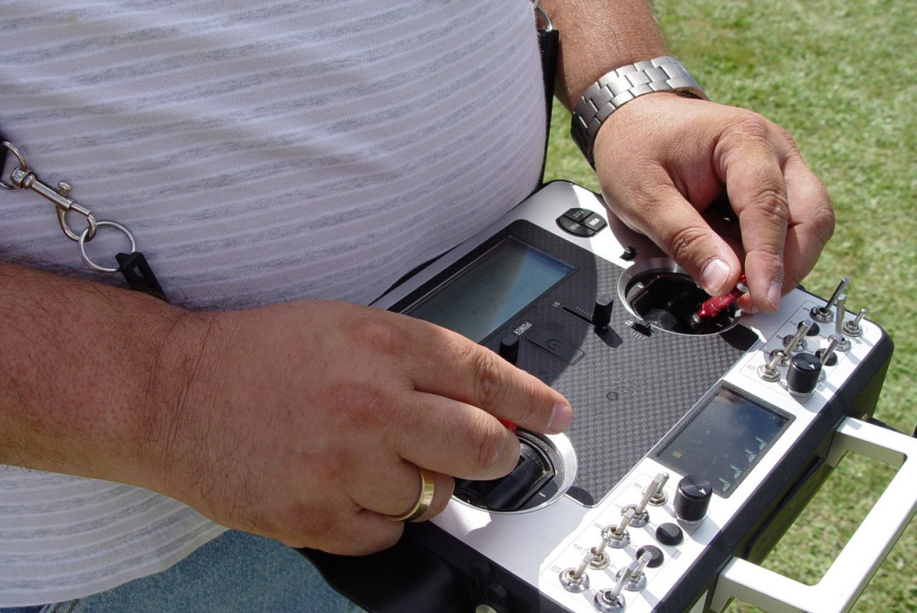 Zawody zdalnie sterowanych motoszybowców [fotogaleria]