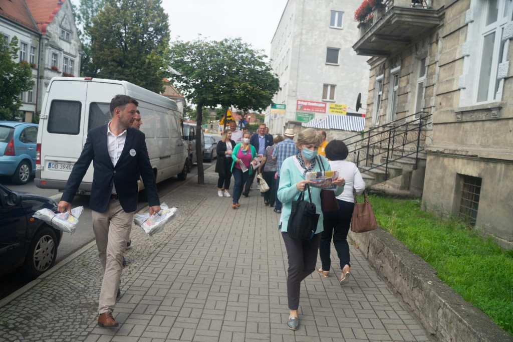 Kampania prawie na finiszu. Opolscy posłowie Koalicji Obywatelskiej w Grodkowie