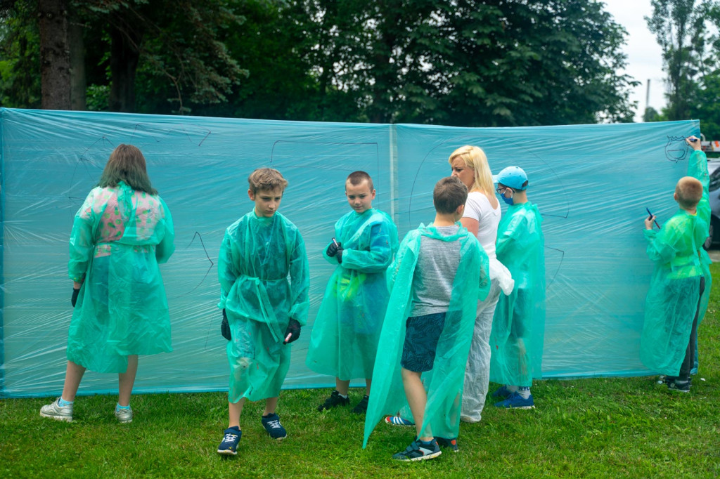 Początek wakacji. Przy OKiR w Grodkowie powstały kolejne murale