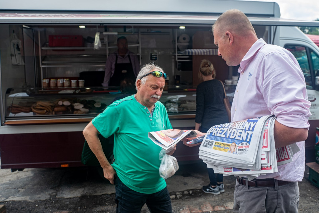 Kampania prawie na finiszu. Opolscy posłowie Koalicji Obywatelskiej w Grodkowie
