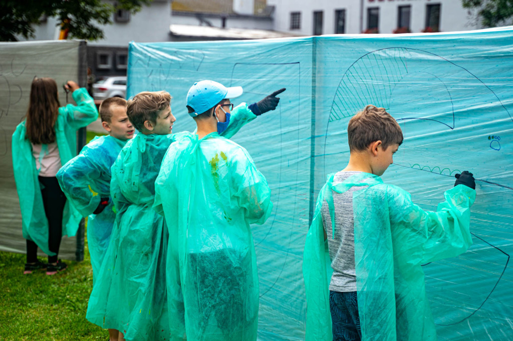 Początek wakacji. Przy OKiR w Grodkowie powstały kolejne murale