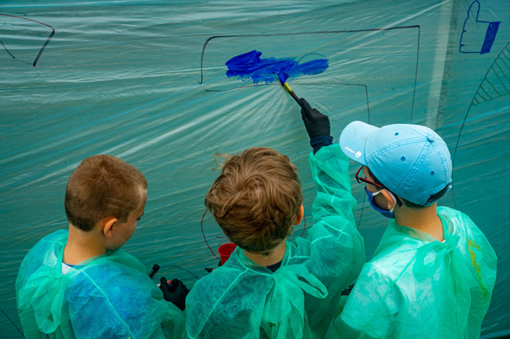 Początek wakacji. Przy OKiR w Grodkowie powstały kolejne murale