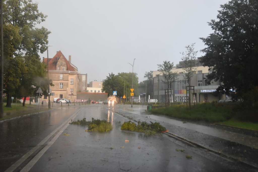 Strażacy podsumowali działania po nawałnicy. Jest sporo zniszczeń