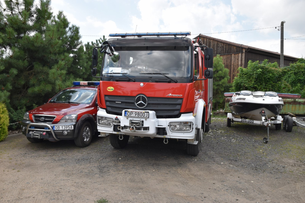 Strażacy z Brzegu i Lubszy ćwiczyli na Odrze z WOPR-owcami