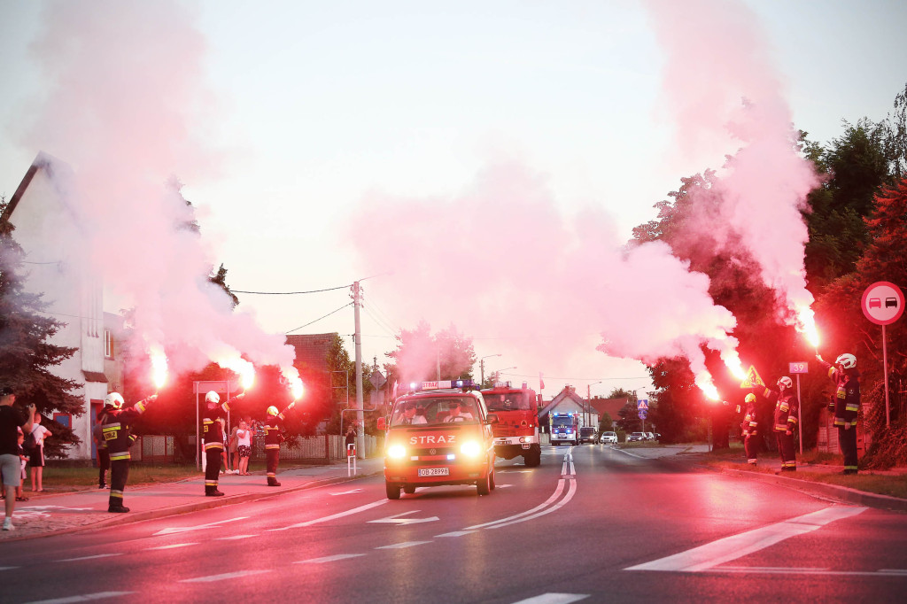 Nowy wóz bojowy dla OSP w Michałowicach [foto + wideo]