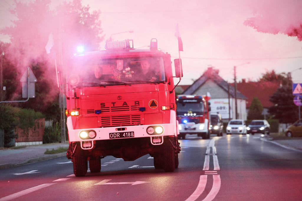 Nowy wóz bojowy dla OSP w Michałowicach [foto + wideo]