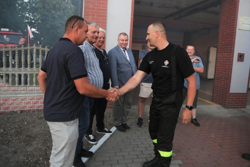 Nowy wóz bojowy dla OSP w Michałowicach [foto + wideo]