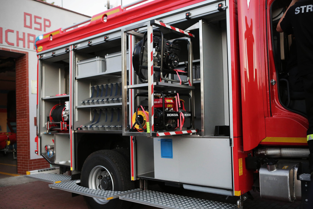 Nowy wóz bojowy dla OSP w Michałowicach [foto + wideo]