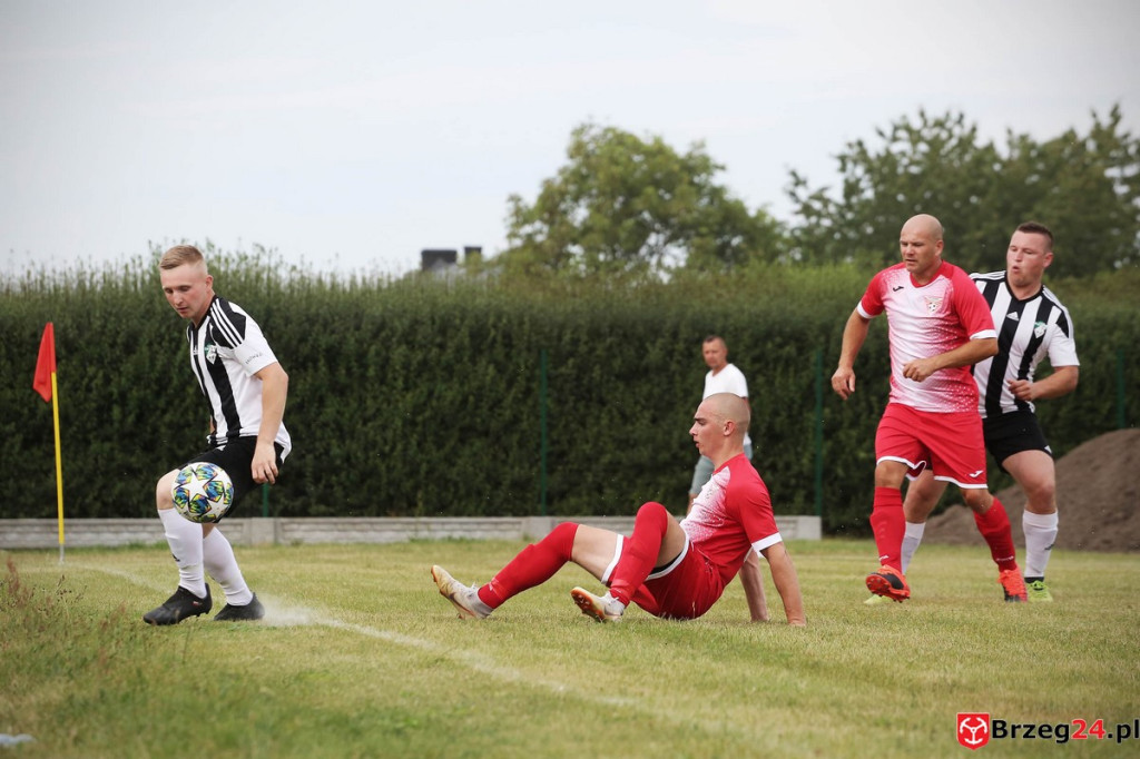 Victoria Dobrzyń poległa w Smarchowicach Śląskich. 