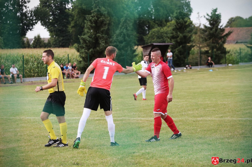 Victoria Dobrzyń poległa w Smarchowicach Śląskich. 