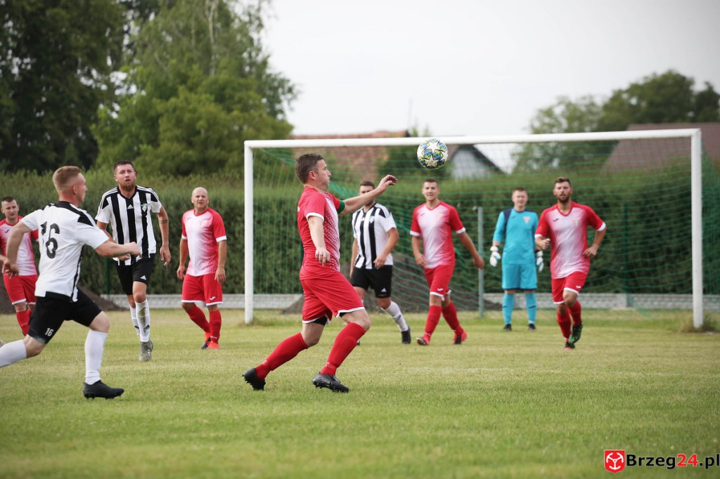 Victoria Dobrzyń poległa w Smarchowicach Śląskich. 