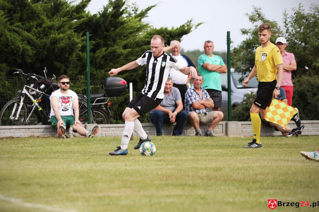 Victoria Dobrzyń poległa w Smarchowicach Śląskich. 