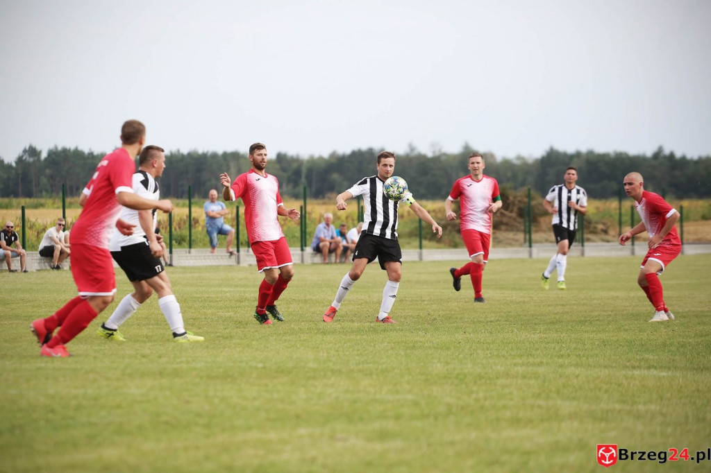 Victoria Dobrzyń poległa w Smarchowicach Śląskich. 